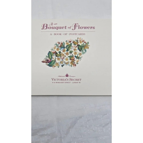 Victoria's Secret 1990 Book of 22 Postcards A Bouquet of Flowers - Picture 4 of 7